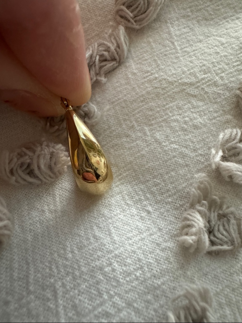 Solid 14k gold teardrop hoops - Picture 11 of 12